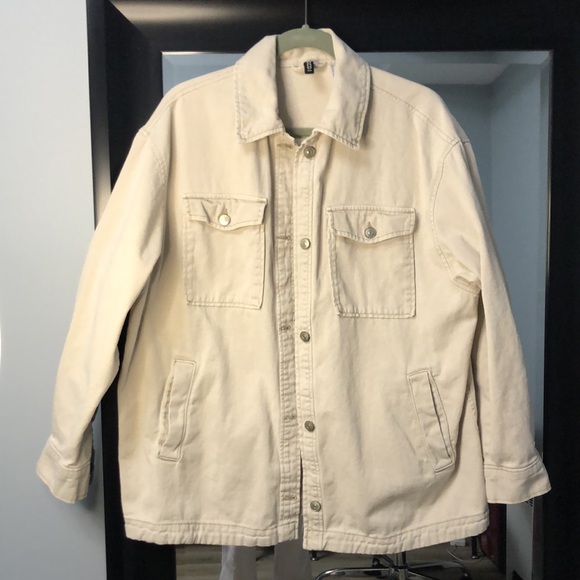 H&M Oversized Shacket - Picture 2 of 7